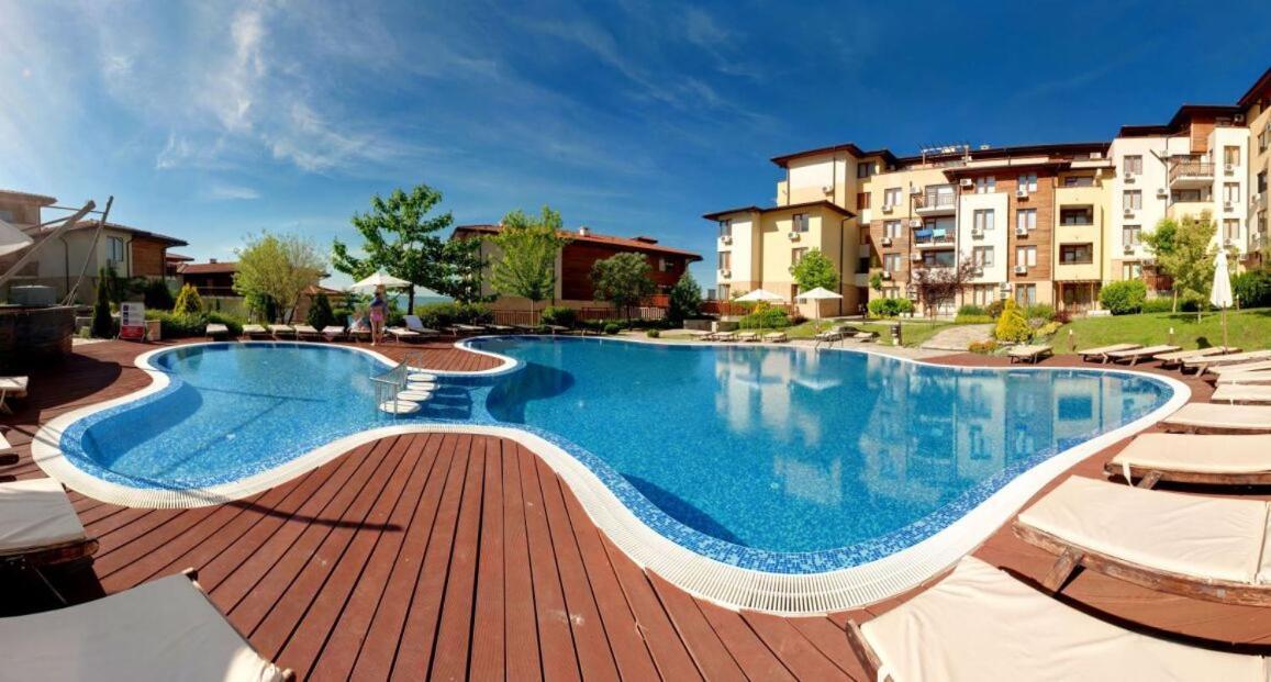 Apartello Modern Apartment - Garden Of Eden Sveti Vlas Luaran gambar